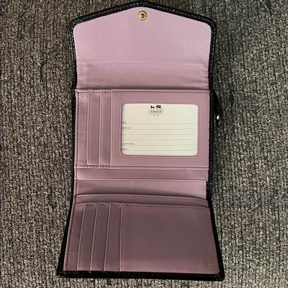Coach Black and Tan Signature Wallet - Picture 2 of 5